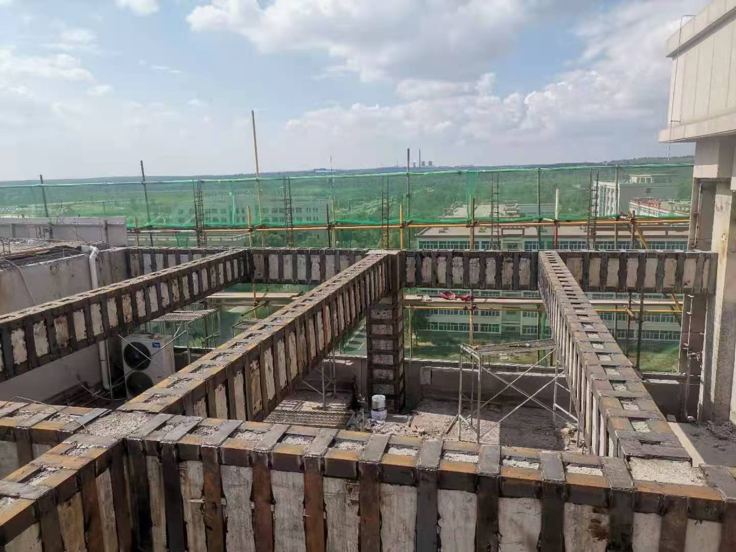 钦州厂房加固怎么做?